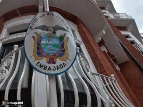 Лондон опроверг возможность штурма посольства Эквадора из-за Ассанжа