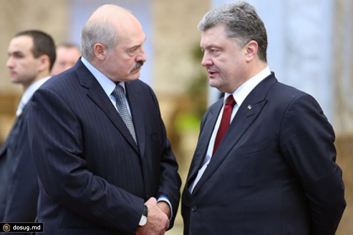 Лукашенко предложил гарантии для вывода войск из Дебальцево