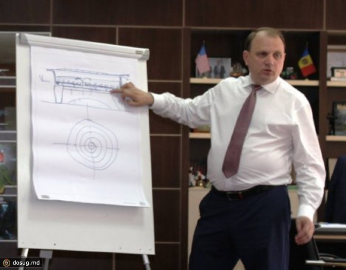 Лянкэ и Бумаков собираются испечь 50-метровую вертуту с яблоками