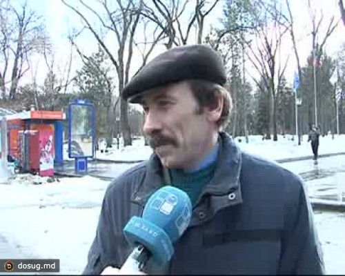 Люди приветствуют идею избрания женщины на должность президента страны
