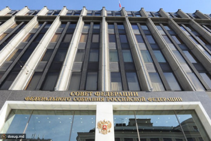 МТС обвинили в нежелании освобождать сенаторов от «мобильного рабства»