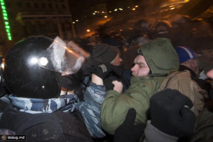 МВД Украины сообщило о пострадавших на Майдане военнослужащих