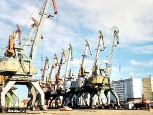 Матросу из Дудинки дали 70 месяцев за угон теплохода