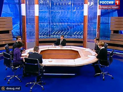 Медведев напомнил о презумпции невиновности Сердюкова