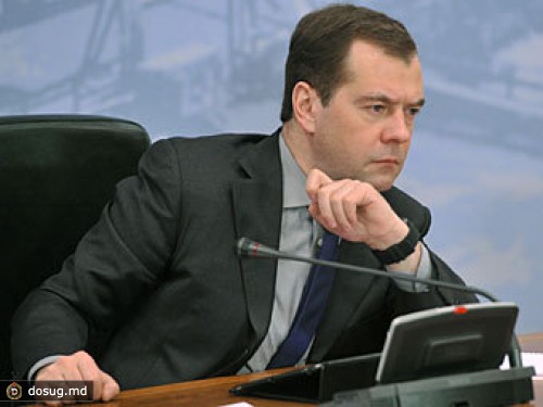 Медведев поставил цель по росту российского ВВП