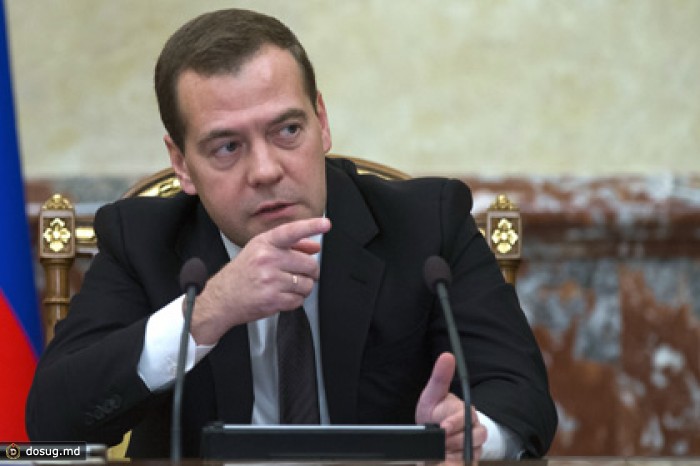 Медведев упростил получение гражданства РФ для иностранных бизнесменов