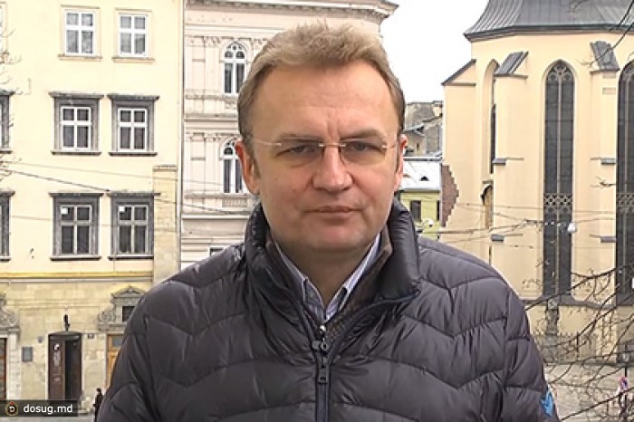 Мэр Львова попросил русскоязычных граждан Украины «включить ум»