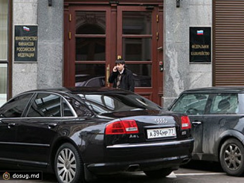 Минфин определил налог на мощные автомобили