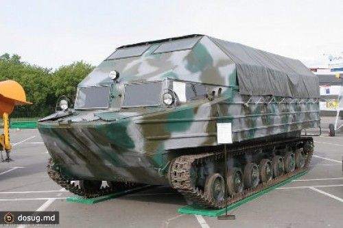 Минобороны закажет новые транспортеры в 2014 году
