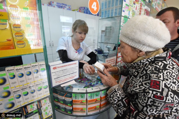 Минпромторг попросили оставить аптекам и магазинам право работать по ночам