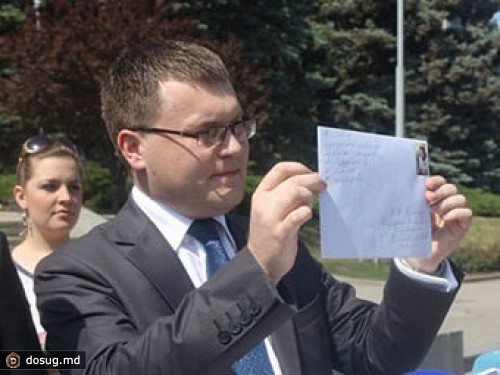 Молдаване потребовали от Путина исправить ошибки Александра I