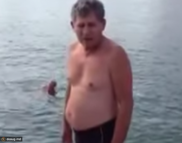 Молдавские политики и певцы обливаются ледяной водой. ВИДЕО