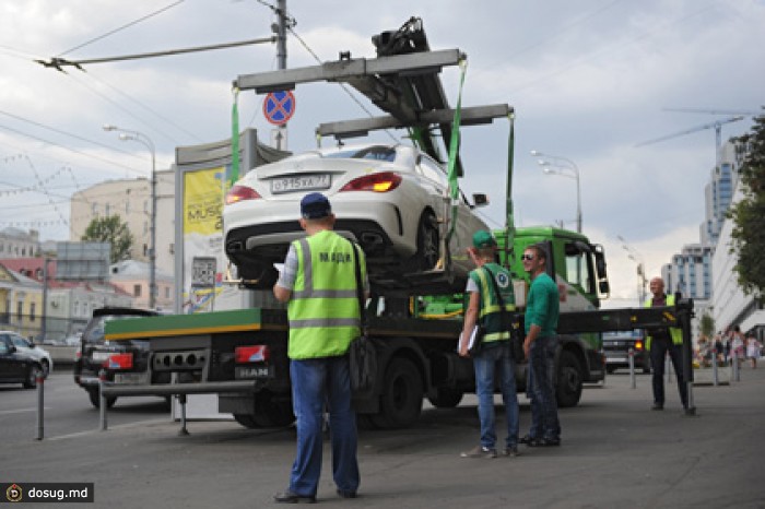 Московских эвакуаторщиков научат управлению гневом