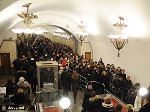 Московское метро из-за снегопада побило рекорд по пассажиропотоку