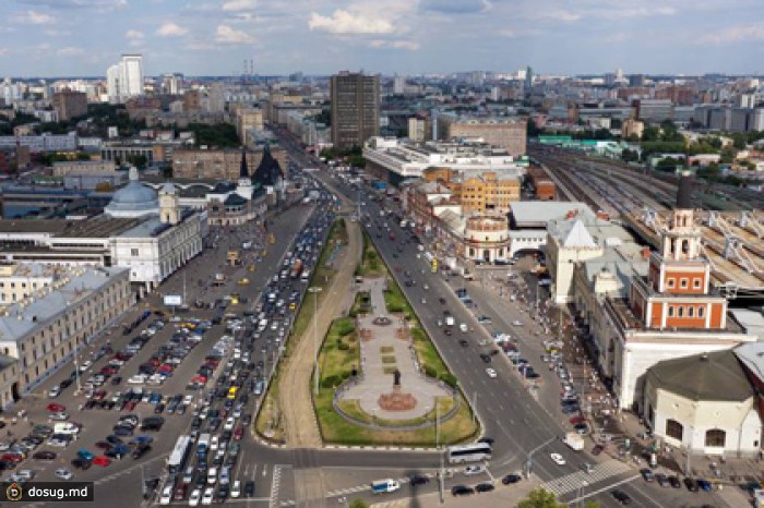 Московского чиновника заподозрили в уличном грабеже