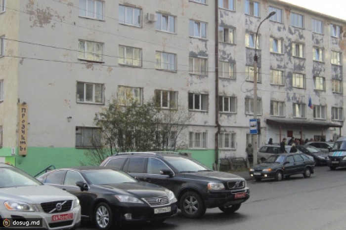 Мурманский суд арестовал всех членов экипажа «Арктик Санрайз»