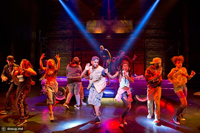 Мюзикл о Тупаке Шакуре провалился