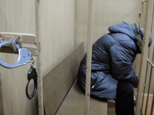 НЦБК задержал таможенника за вымогательство