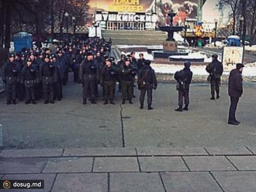 На Пушкинской площади в Москве усилены меры безопасности