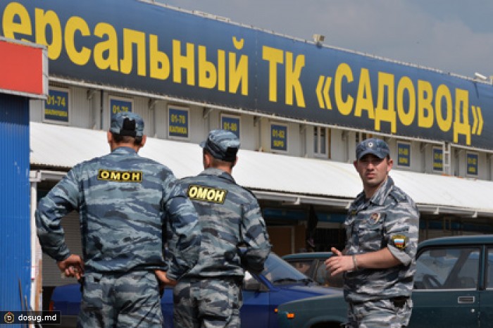На рынке «Садовод» началась облава на нелегалов