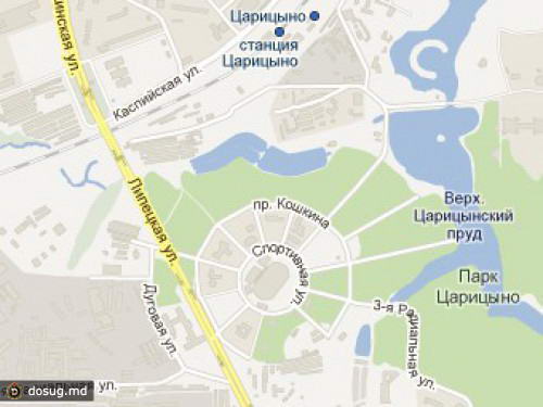 На юге Москвы загорелись десять гаражей