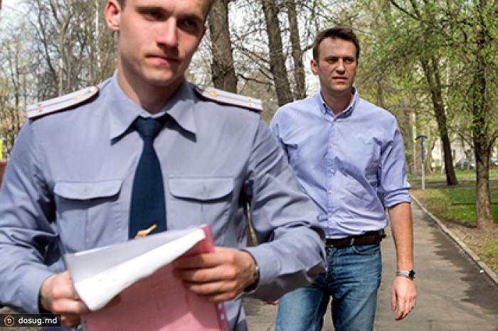 Навального отпустили к стоматологу