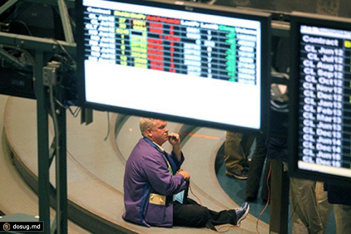 Нефть Brent подорожала почти до 61 доллара