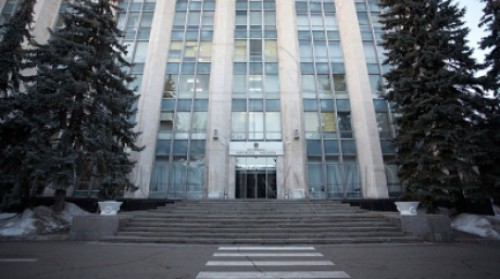 Новое правительство принесет сегодня присягу