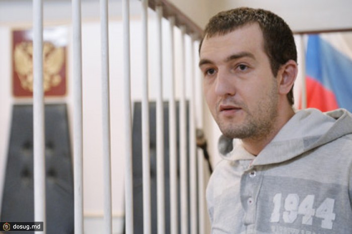 Обвиняемый в покушении на Путина согласился на суд в особом порядке