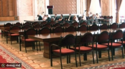 Официально: Депутаты-коммунисты лидируют по пропускам заседаний парламента