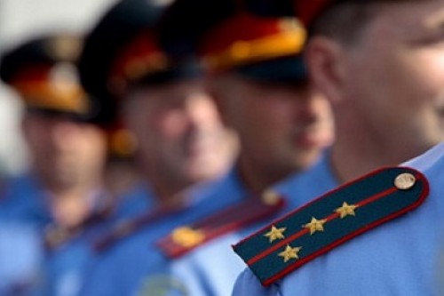Оперативников центра «Э» поймали на взятке