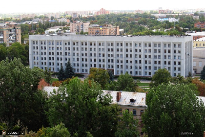 Оппозиционеры заняли областную администрацию в Полтаве