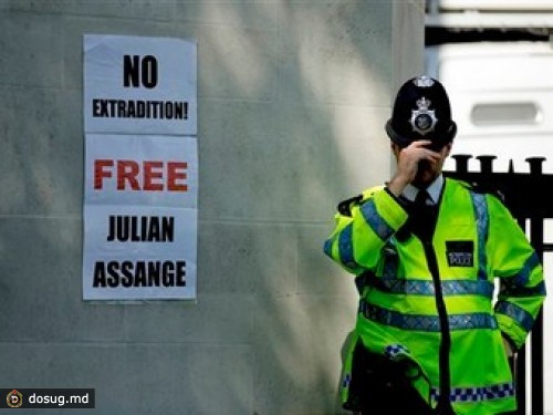 Основатель WikiLeaks попросил убежища в Эквадоре