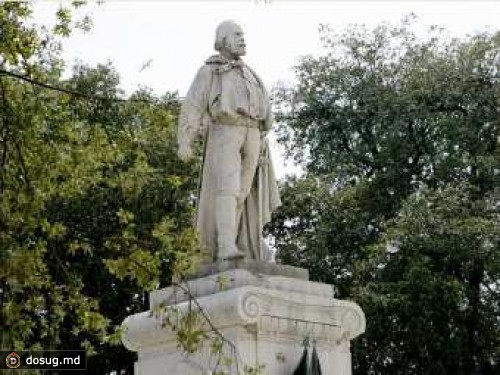 Останки Джузеппе Гарибальди эксгумируют