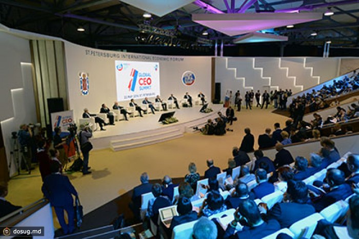 ПМЭФ-2014 оказался на треть популярнее прошлогоднего в СМИ
