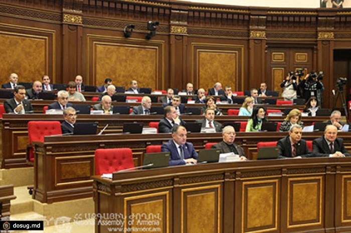 Парламент Армении одобрил вступление в ЕАЭС