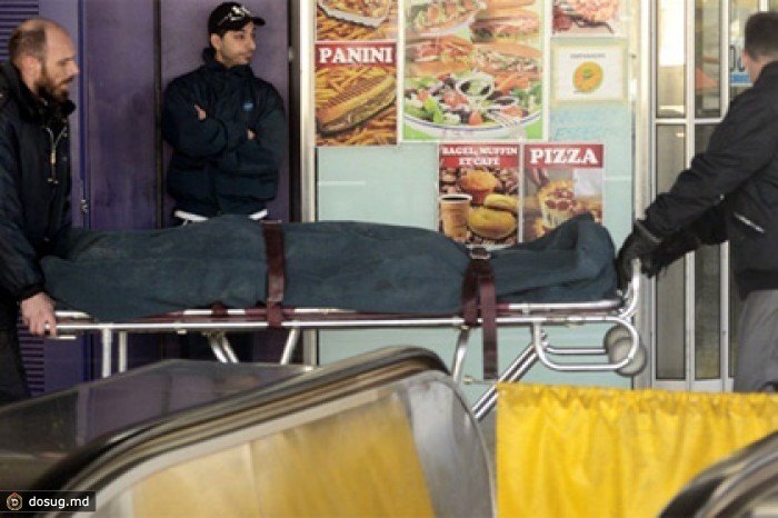 Пассажирку монреальского метро затянуло в эскалатор