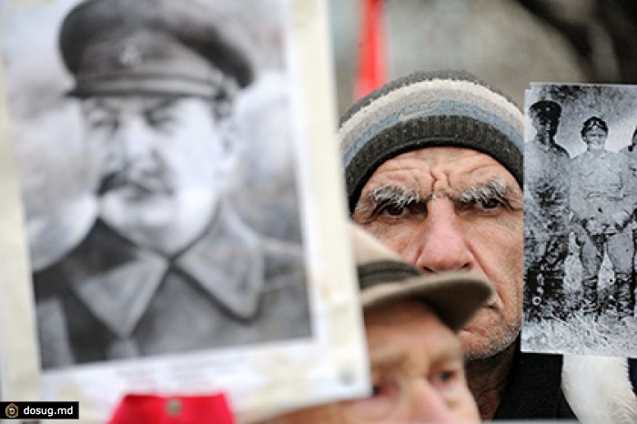 Почти половина россиян посчитала оправданными жертвы в сталинскую эпоху