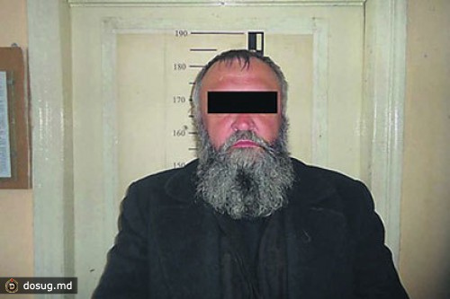 Под Киевом поймали «освящавшего» машины афериста