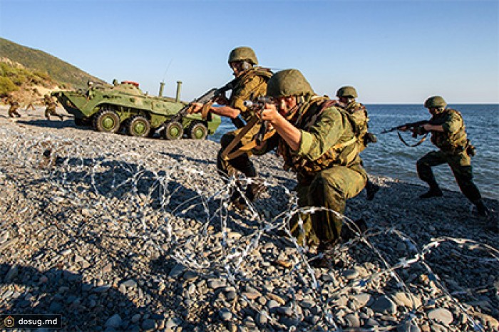 Погибших на учениях морских пехотинцев наградят