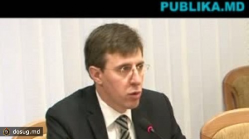 Политико-административный беспорядок в мэрии: Советники приходят, чтобы уйти