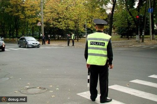 
 Полицейские попались пьяными за рулем
