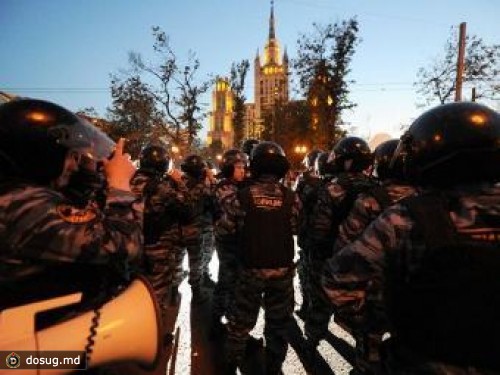 Полиция демонтировала палатку на Кудринской площади