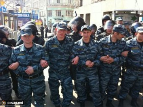 Полиция начала задержания у Манежной площади