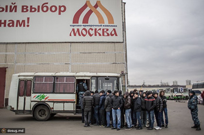 Полиция задержала 700 человек в торговом центре «Москва»