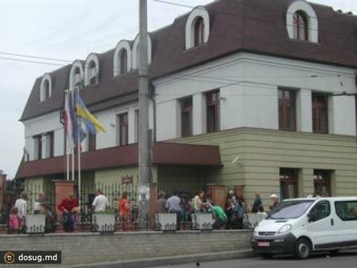 Польское консульство в Луцке уличили в незаконной выдаче виз проституткам