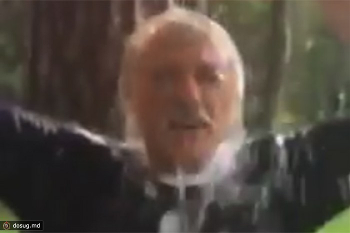 Полтавченко поучаствовал в акции Ice Bucket Challenge