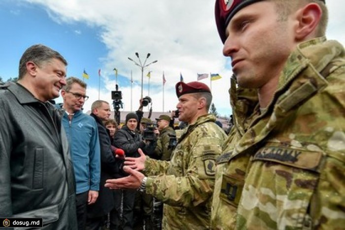 Порошенко анонсировал всенародный референдум о присоединении к НАТО