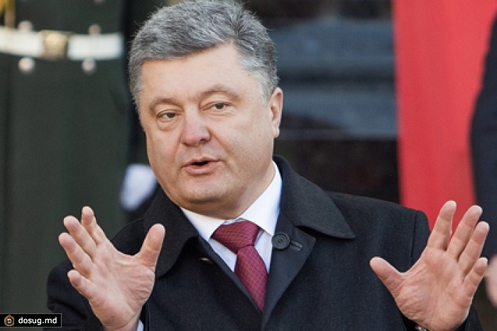 Порошенко назвал Крым военным хабом