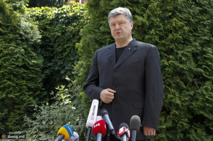 Порошенко пообещал освободить летчицу Савченко
